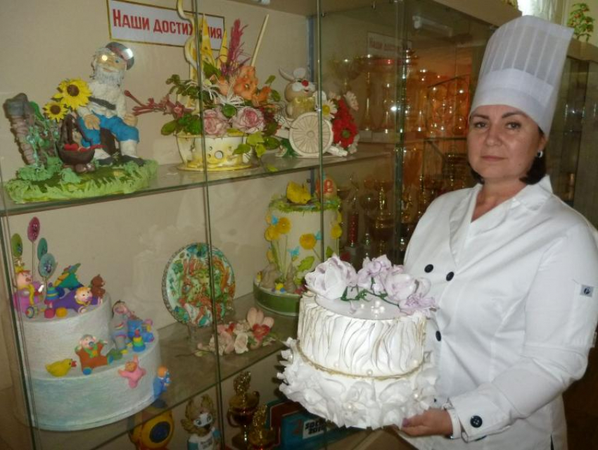 Преподаватель из Таганрога станет участником выставки «Россия»