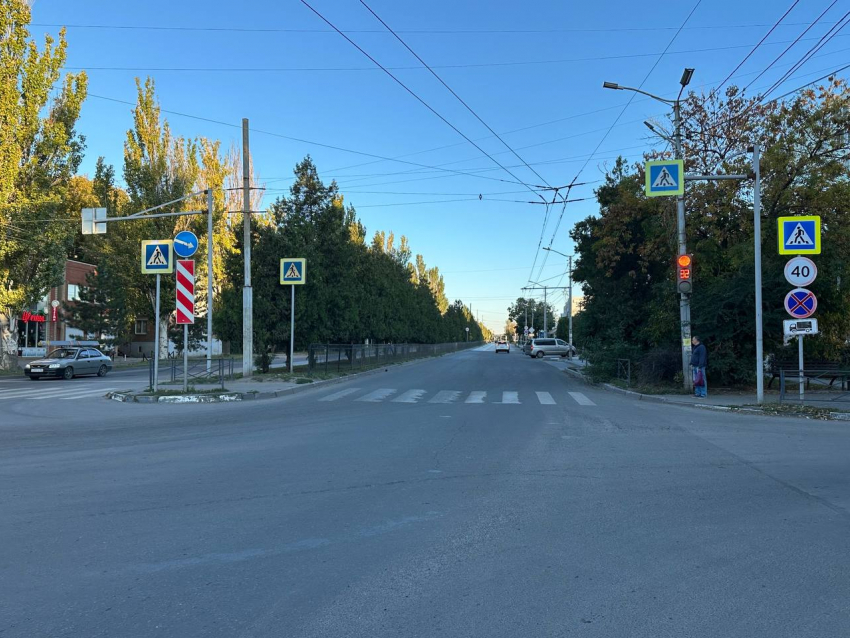  Сбил сразу троих и скрылся: в Таганроге полиция ищет очевидцев ДТП