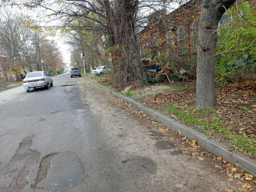 Как оспой побито: бардак в старом квартале Таганрога