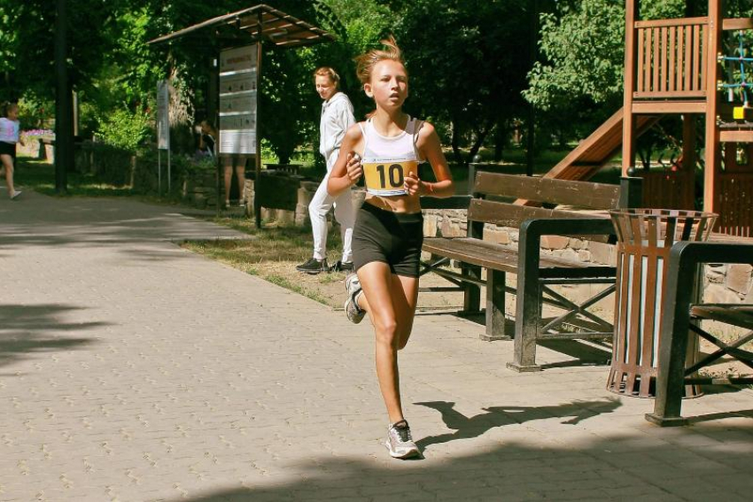 "Олимпийская миля": в Таганроге состоялся легкоатлетический забег 