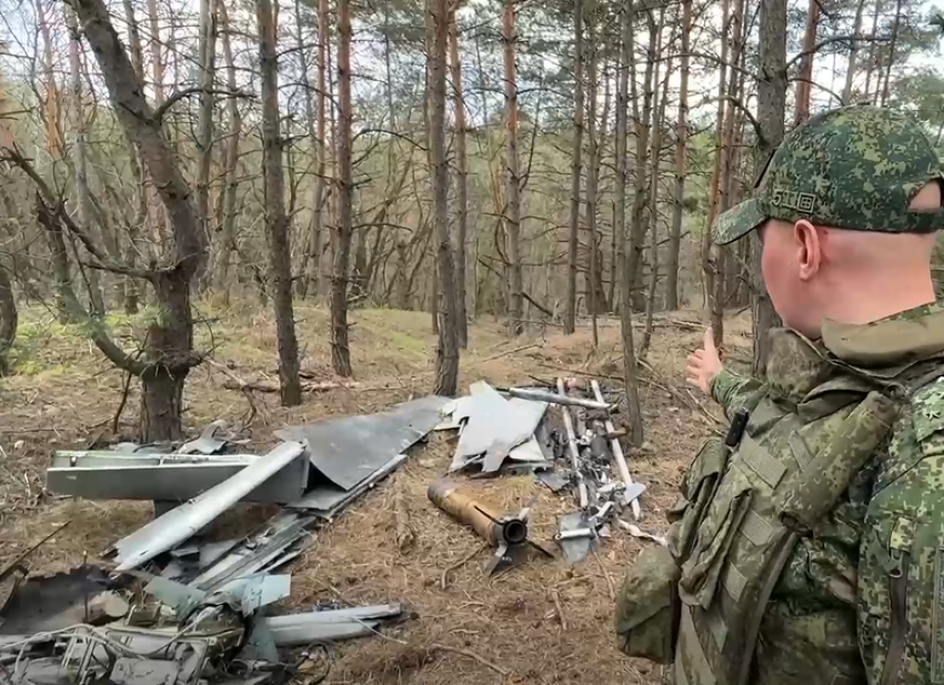 Взрывы, сирены: мощная атака на спящий Таганрог - последствия