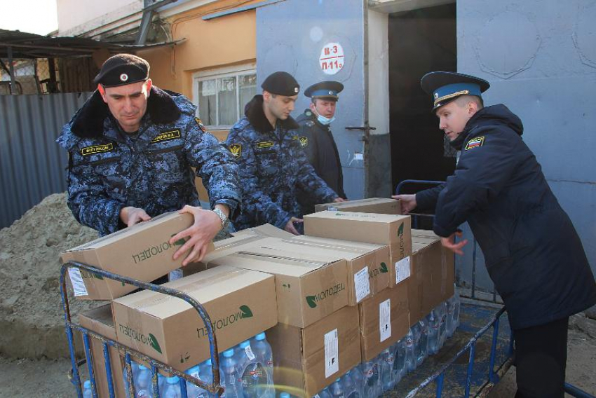 Казаки ГКО «Таганрогское» доставили очередную партию гуманитарной помощи в ДНР