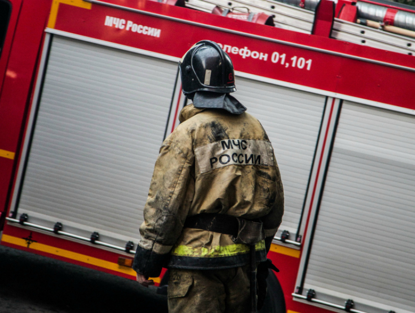 В Таганроге из пожара спасли двух человек