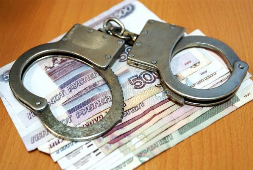 Житель Сочи продал таганрогскому пенсионеру рабочее место за 350 тысяч рублей