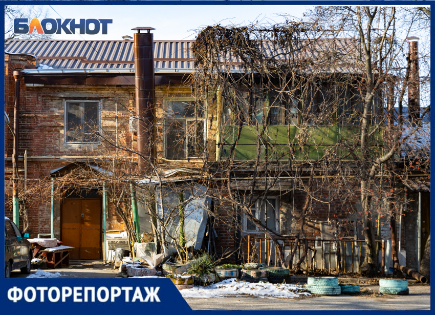 Упадок или колорит: фоторепортаж из таганрогских двориков 