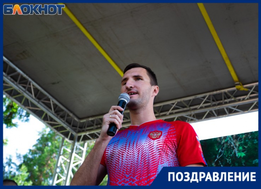 Сегодня день рождения отмечает прославленный чемпион-паралимпиец из Таганрога Александр Скалиух