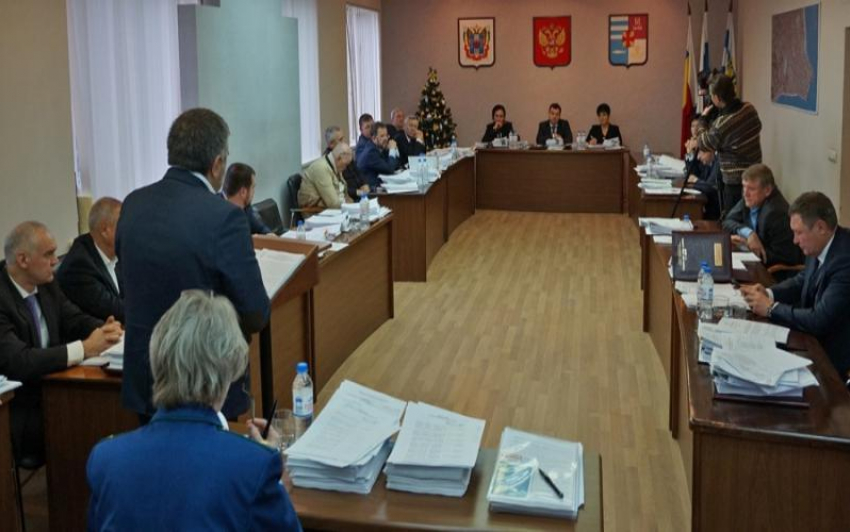Таганрожцы могут участвовать в конкурсе на должности начальников городских служб 