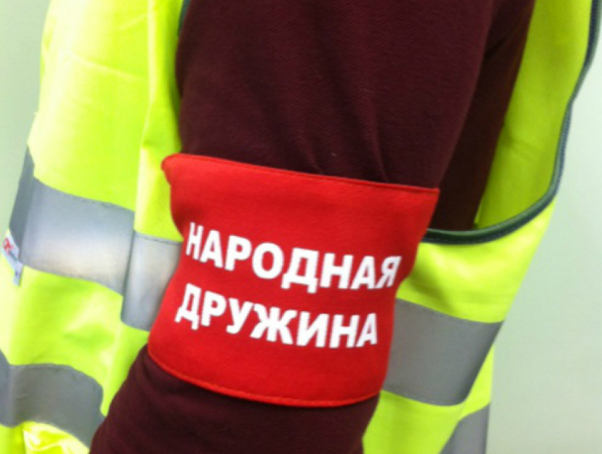 Нет дружинников -  на выход из администрации Таганрога