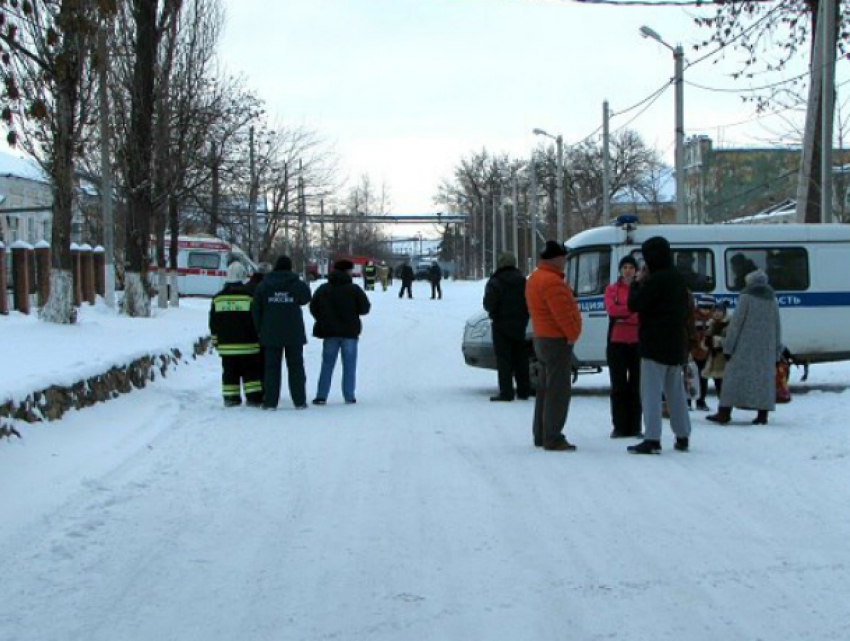 Из-за взрыва в шестиэтажке в Таганроге смертельно ранен мужчина