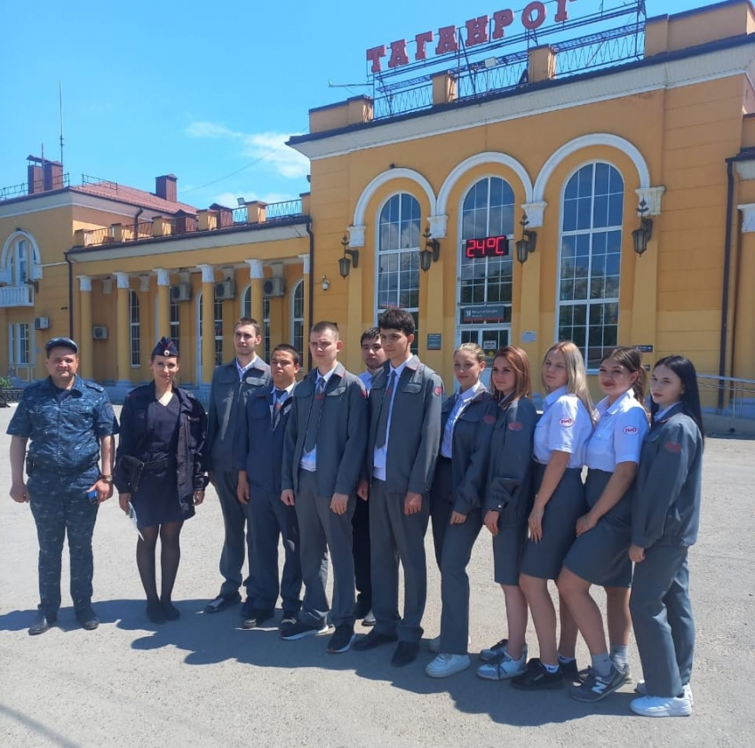 Студенты Таганрогского механического колледжа приняли участие в акции 
