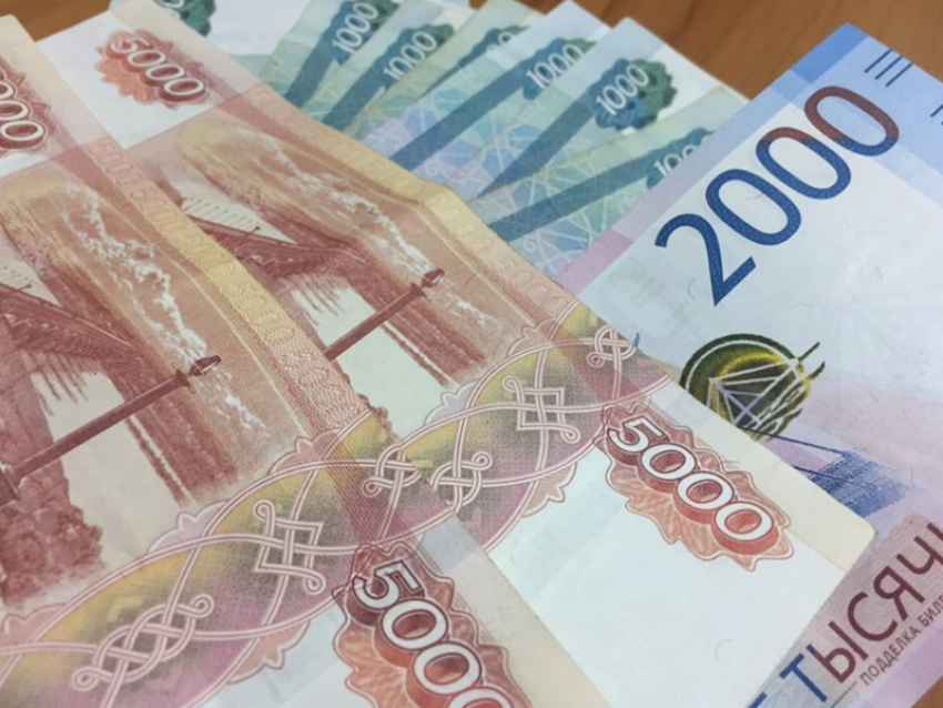 Короткий месяц: как посчитают таганрожцам зарплату в феврале