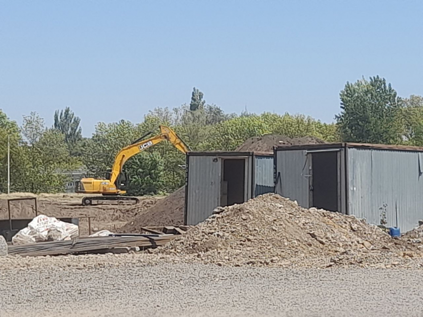 Подготовительные работы при строительстве нового корпуса БСМП в Таганроге начаты 