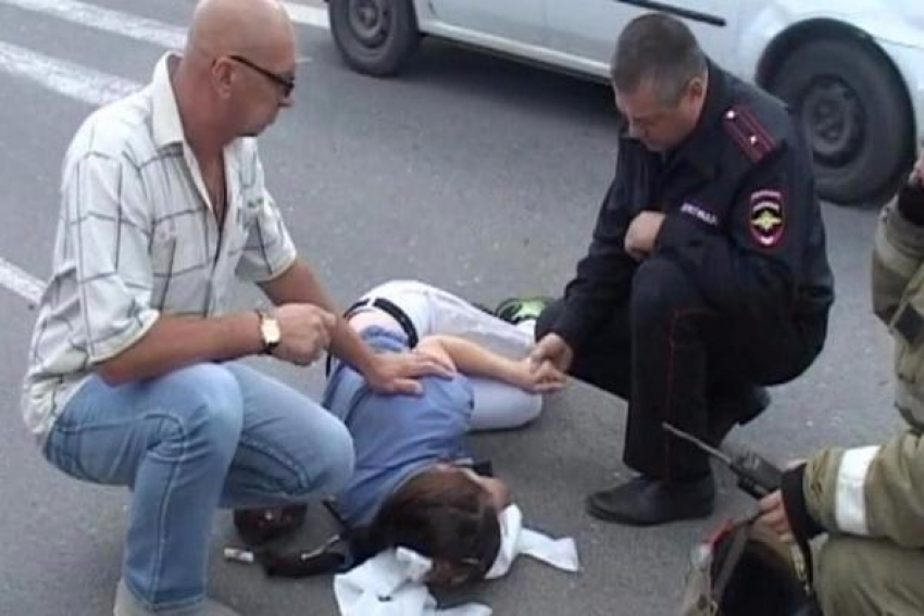 Две девочки ранены в аварии на пересечении улиц Котлостроительной и Строительной