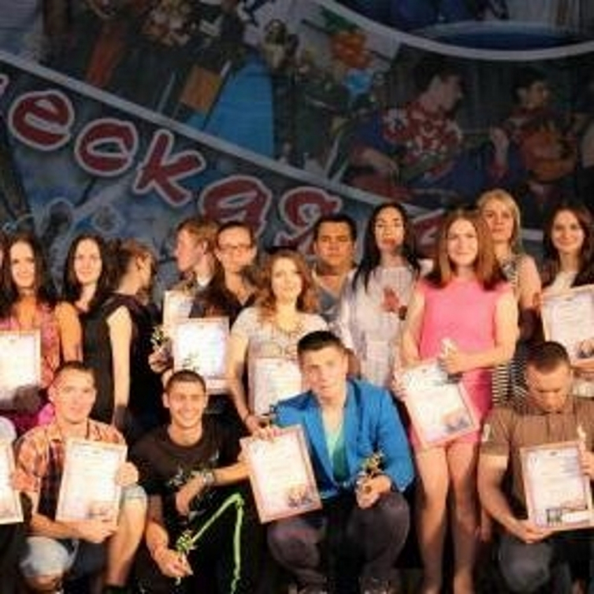 В Таганроге в гала-концерте фестиваля «Студенческая весна» приняли участие более 40 молодых исполнителей