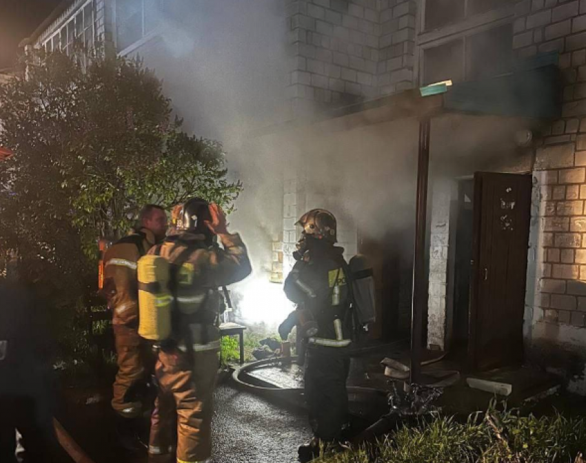 В Таганроге Управление по ЧС выдавало спасателям не всю зарплату - обделило на 520 тысяч рублей