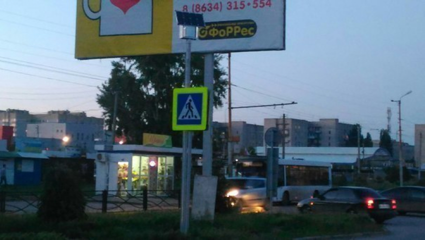 Таганрогские водители удивлены новому виду светофоров в городе