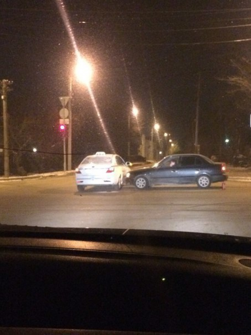 В Таганроге вновь произошло ДТП с участием такси