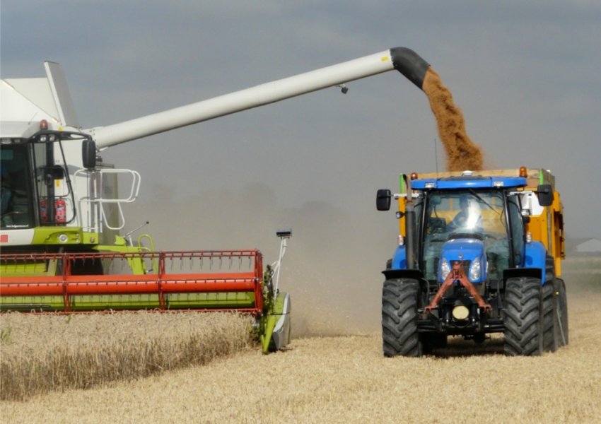 "Комбайны стоят как ракеты!": донские аграрии возмущены занижением цен «на словах» - опровергли директора «Росспецмаша»
