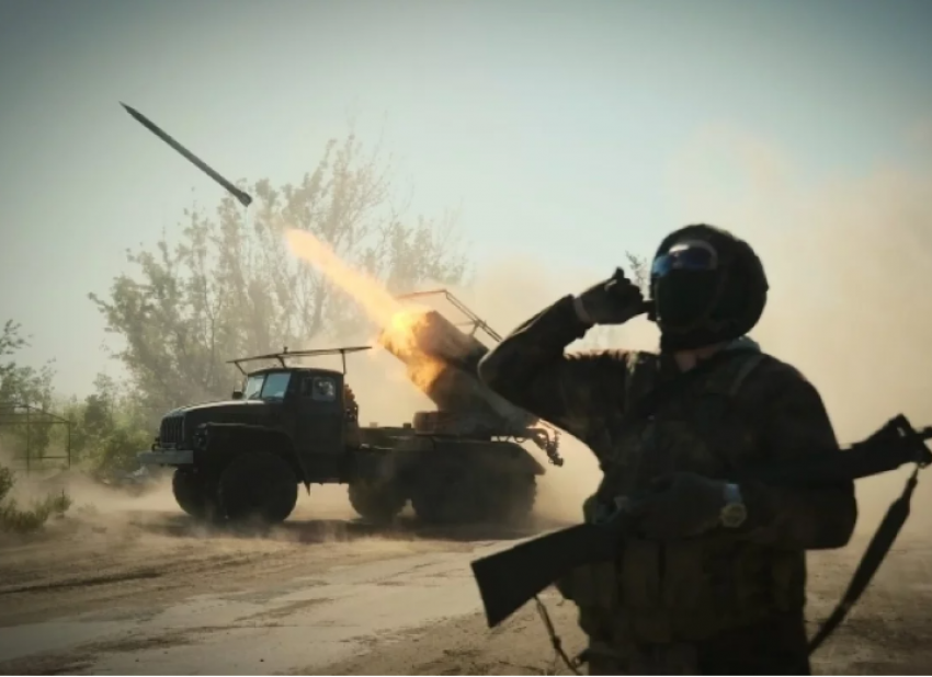 Дрон ВСУ против мирного инвалида-колясочника: последствия нападения украинских БПЛА на Таганрог и окрестности