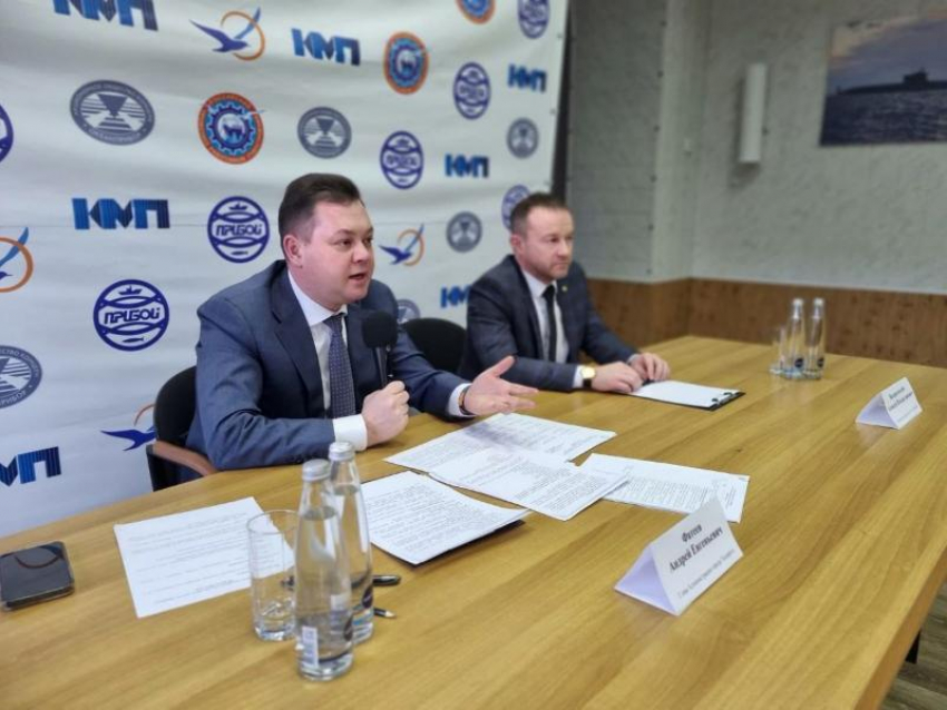 «Народный журнал» продолжают заполнять, что пообещал сити-менеджер на встречах с работниками таганрогских заводов