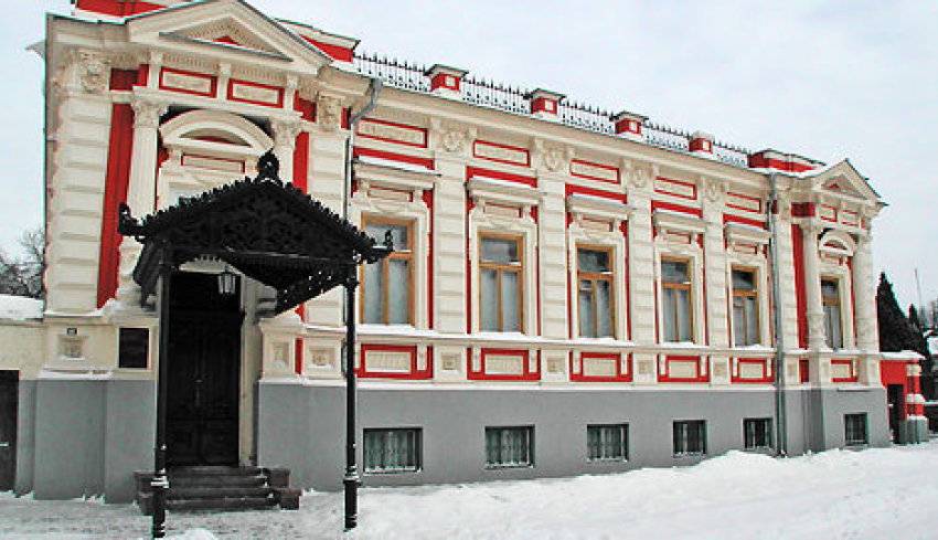 Таганрогский художественный музей представил горожанам  новую выставку 