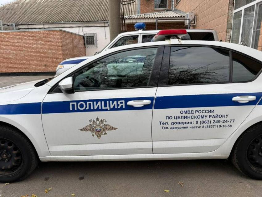 В Таганроге маршрутка на скорости влетела в машину с беременной женщиной и скрылась с места аварии