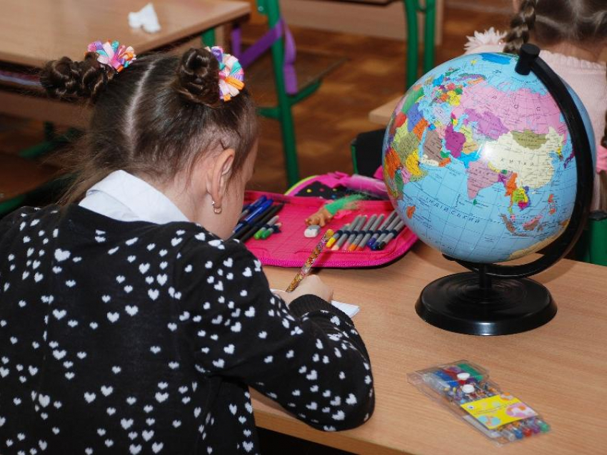 19-летнего таганрожца задержали за преступление против половой неприкосновенности первоклашки