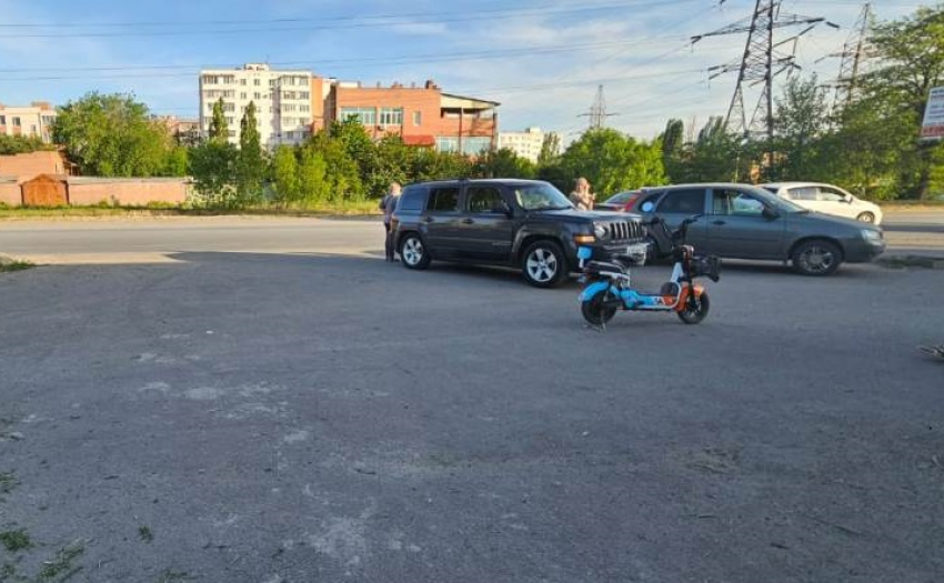 Авария на Мариупольском шоссе: внедорожник сбил велосипедиста