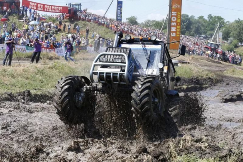 В Ростовской области гонки на тракторах пройдут летом