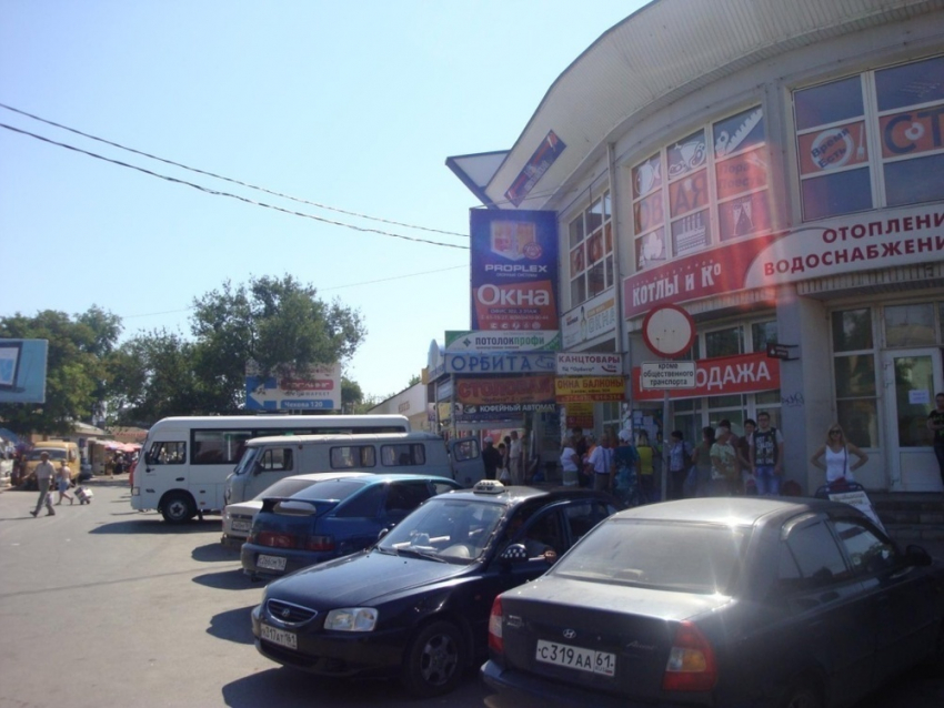 В Таганроге авто-леди сбила пожилую пару