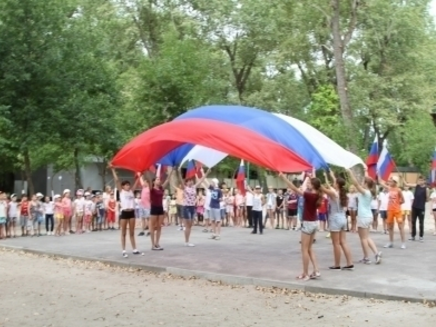 В Ростовской области и Таганроге полицейские провели «Зарядку со стражем порядка»