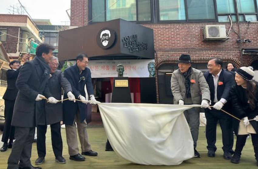 В Сеуле установили памятник знаменитому таганрожцу