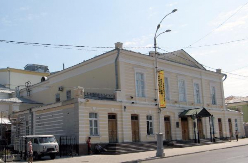 Таганрогский театр порадует горожан спектаклями со спецэффектами