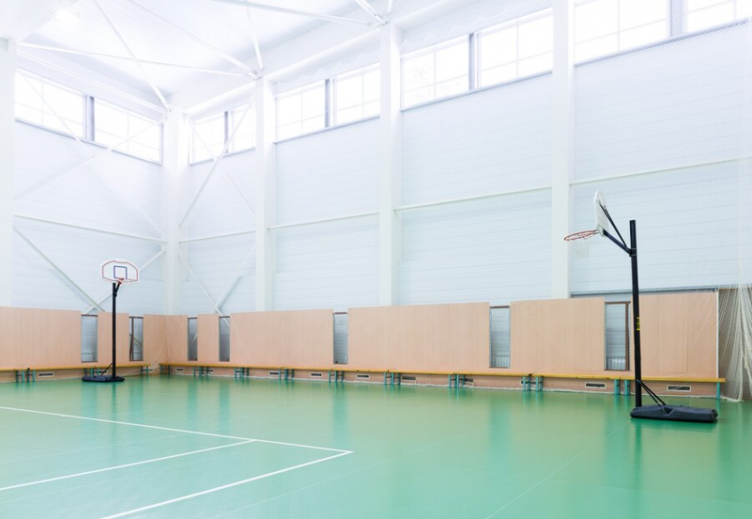 Только одна школа в Таганроге имеет полноценные спортивные сооружения