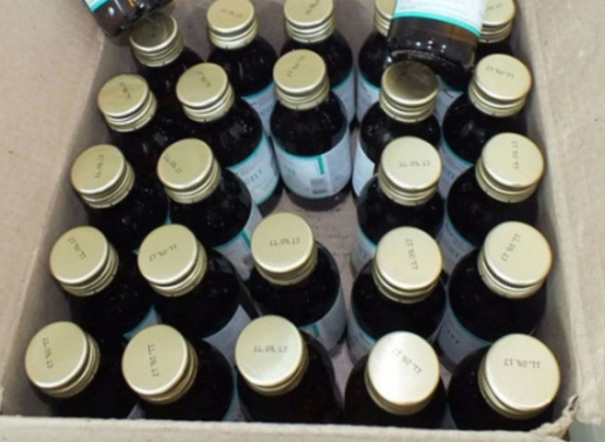 В Ростовской области изъяли около 600 литров опасных для жизни лосьонов