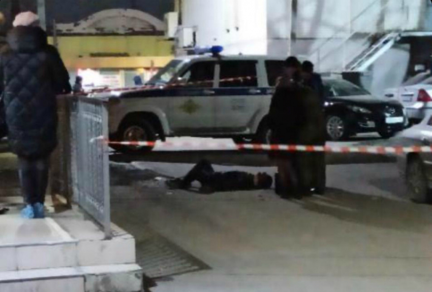 В Таганроге мужчина зарезал оппонента после потасовки в заведении