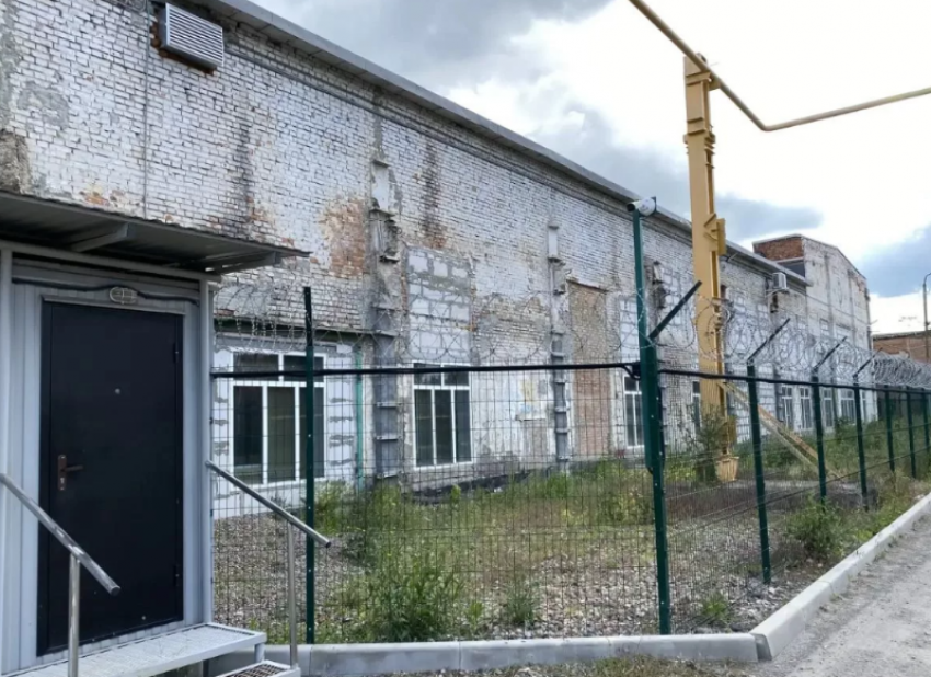 За 350 миллионов в Таганроге продают склад по производству светильников