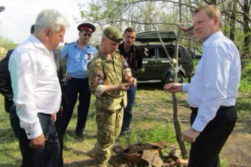 Останки 36 советских солдат нашли поисковики в Матвеево-Курганском районе