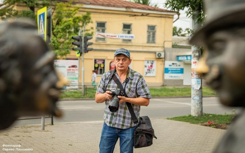 Субботним днем в Таганроге три мэтра фотографии прошлись по городу