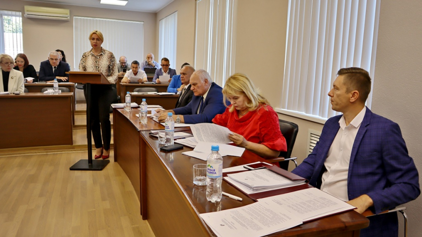 В Таганроге согласованы заместители главы администрации