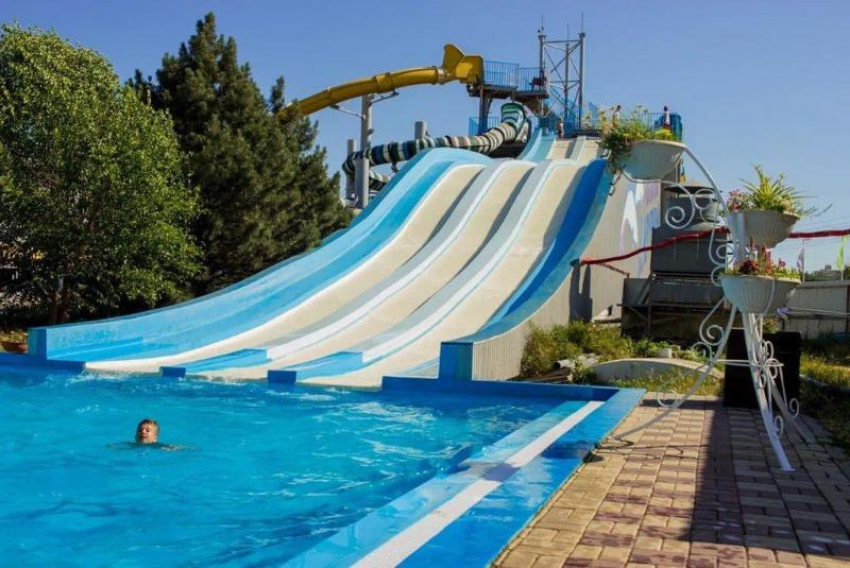 С аквапарком «Лазурный» всегда лето!