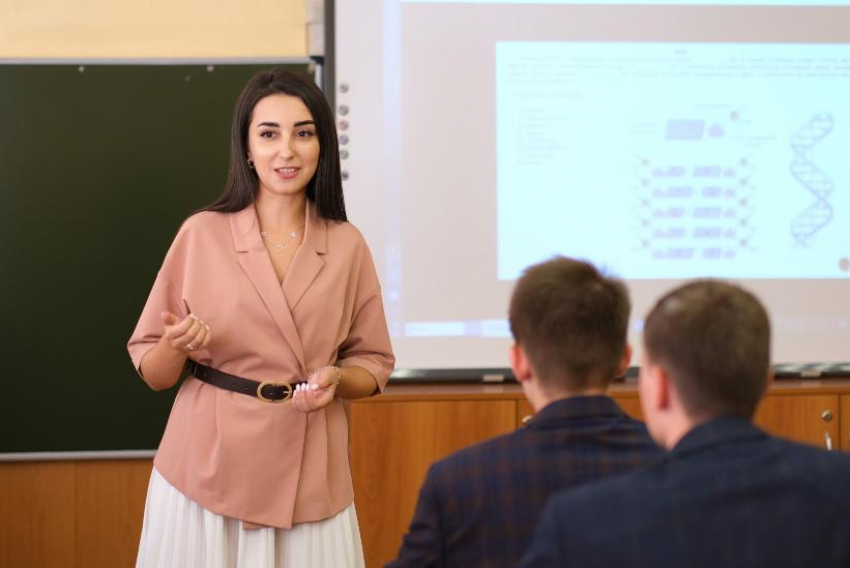 Будет ли снижена «бумажная» нагрузка на таганрогских учителей