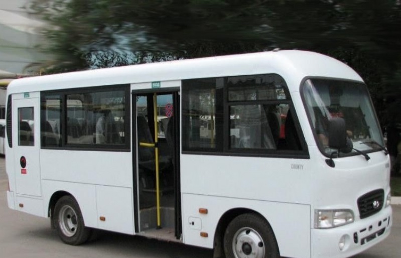 В Таганроге к отдаленной школе №39 появилось сразу четыре автобусных маршрута